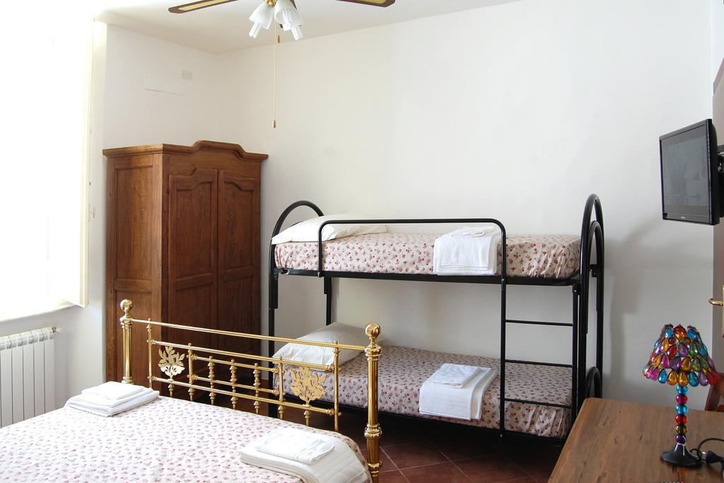 Old Time Lido Hotel Lido di Camaiore Room photo
